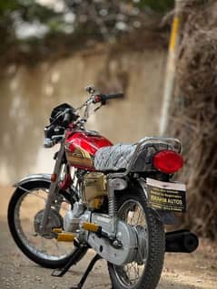 Honda 125 | 2025 self start Golden edition