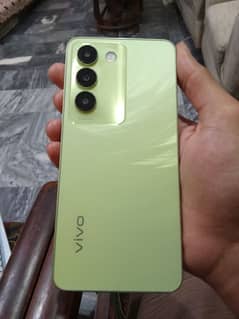 Vivo Y100