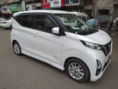 Nissan Dayz Highway Star Semi Hybrid 2019
