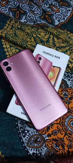 Samsung a04 4gb64