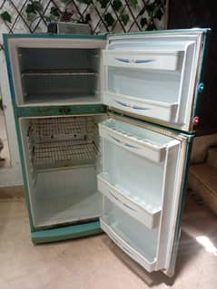 Wave’s refrigerator