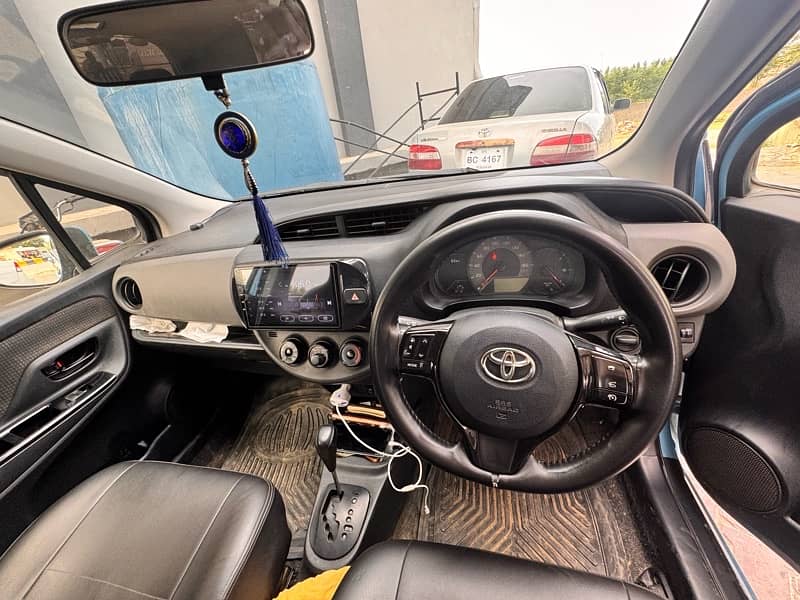 Toyota Vitz 2015 3