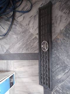 Toyota corolla xe 2000 model Grille for sale