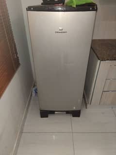 dawlance small size refrigerator