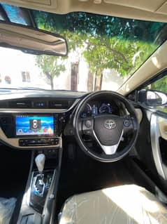 Toyota Corolla Altis Grande X CVT-i 1.8 Beige interior