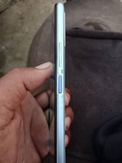 vivo y21 4/64 panel change only mobile urgent sell