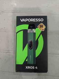 Xros 4 with box