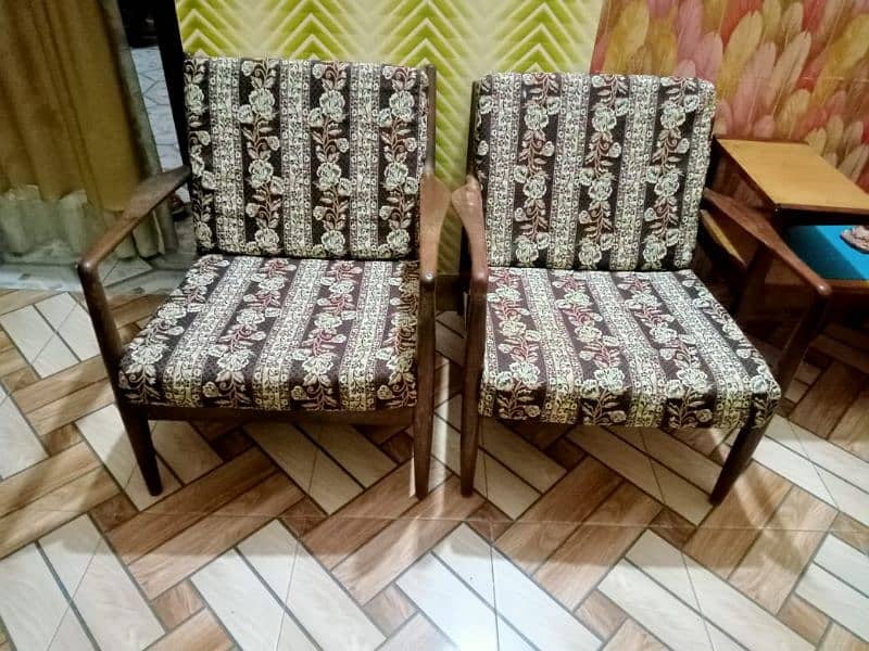 sofa and table set 1