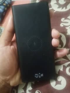 MI POWERBANK 10000 MAH WIRELESS SUPPORT