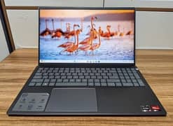 AMD Ryzen 7 5700U Octacore / 512GB SSD / 32GB RAM / 15-inch FHD IPS