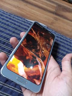 Sharp Aquos R2