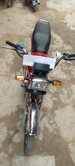 Honda CD70 2020