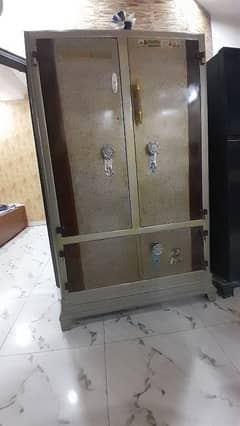 saif almari urgent sale