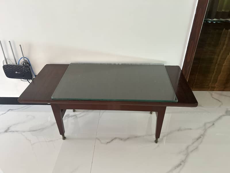 2 Big size tables with mirror on Top 1