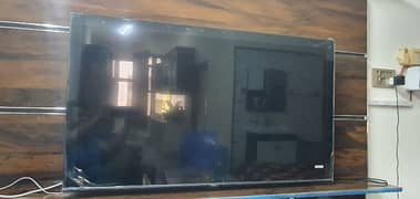 Haire Qled s80  4k ultra HD Like pin pack condition wernty 17 months