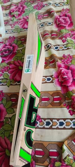 CA SM-18 Cricket bat