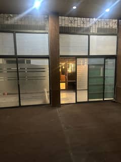 SHOPS