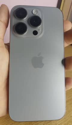 i Phone 15 Pro 256GB Factory Unlock