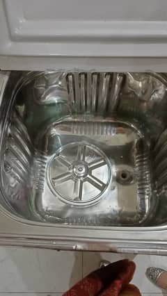 super asia washing machine in good condition