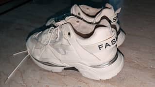 shose size 44