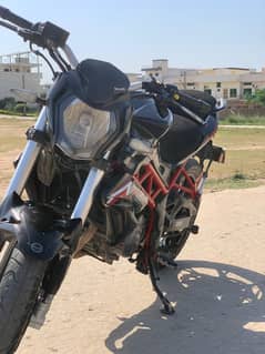 Benelli TNT 150i