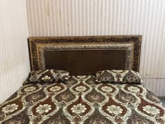 King-size bed + dorafoam mattress for sale