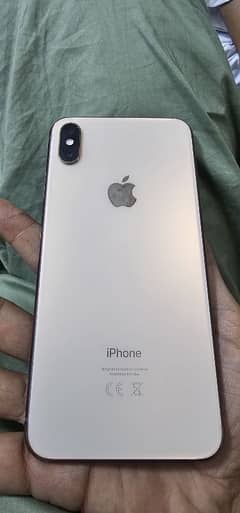 Iphone Xs max . . 64 GB . . 80 Battery Health