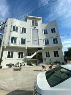 9,600 Sqft New Building for Sale Park Road Islamabad 13 Apartments Parking all Facilities