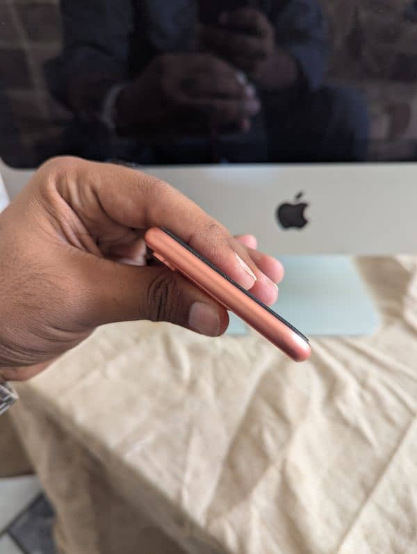 iphone XR PTA dull sim Exchange also posable 3