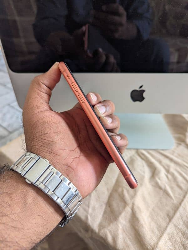 iphone XR PTA dull sim Exchange also posable 4