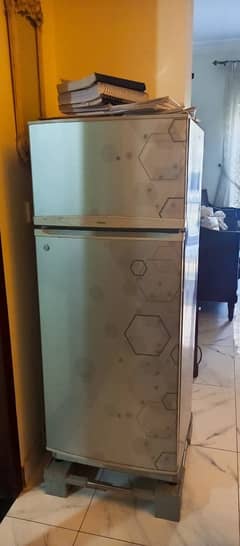Haier 232 Liter Fridge for Sale  Non inverter Excellent condition