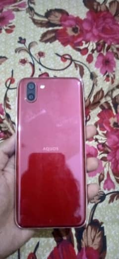 Sharp Aquos r2 Gaming Phone