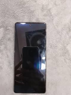 Tecno camon 30 12.256gb. . . loction saddar emporium mobile plaza