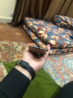 Iphone Xs 64 gb batt 75 factory  unlock golden colour
