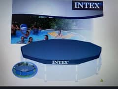 Swimming pool intex