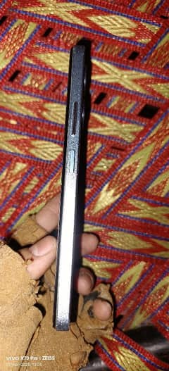 note 30 infinixe 16 256gb All okay