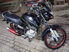 Yamaha ybr 2016 black