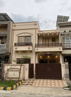 Facing Park 5 Marla House For Rent In A Block Citi Housing.