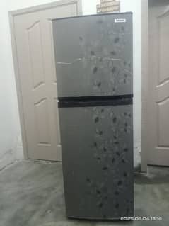 orient refrigerator medium size