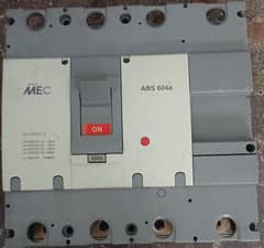 Breaker 600 Amp 4 pole