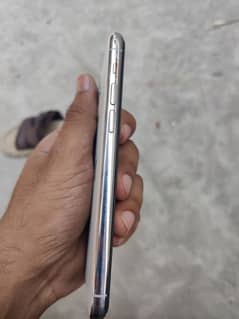 Iphone 11pro PTA 256gb