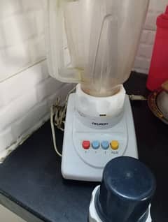 deuron grinder