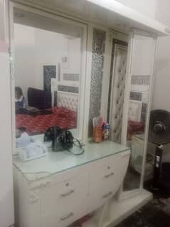 bed with dressing with 2 side tableware