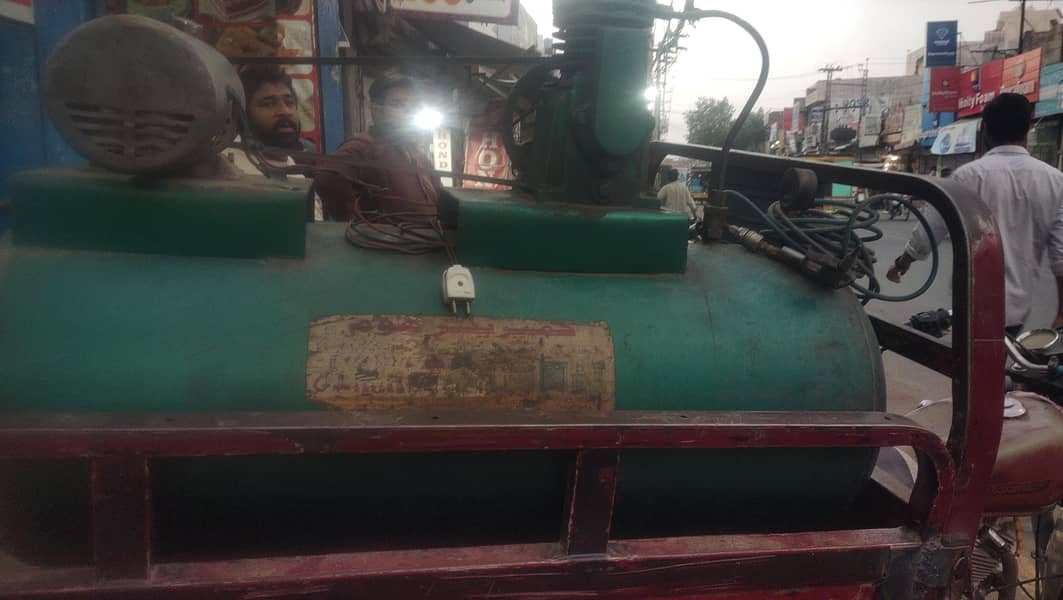 compressor for seal in good condition 6