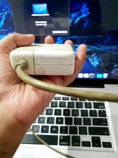 MacBook