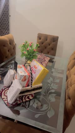 Dining table for sell