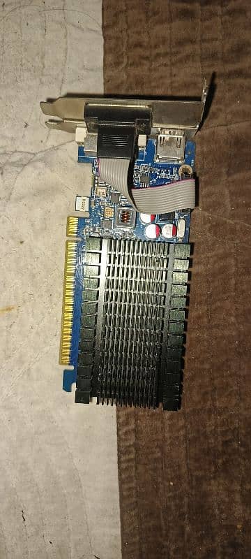 GT 710          1GB DDR3        Graphics card 0