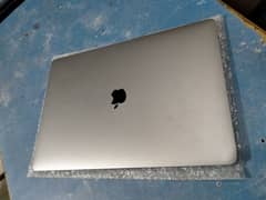 Apple MacBook Pro 2019 16"  Core i7  16GB Ram 512 GB Ssd