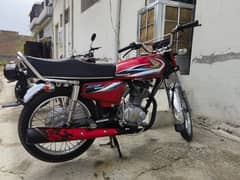 Honda 125 bike model 14/15