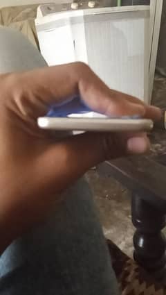 2gb ram 16gb storage